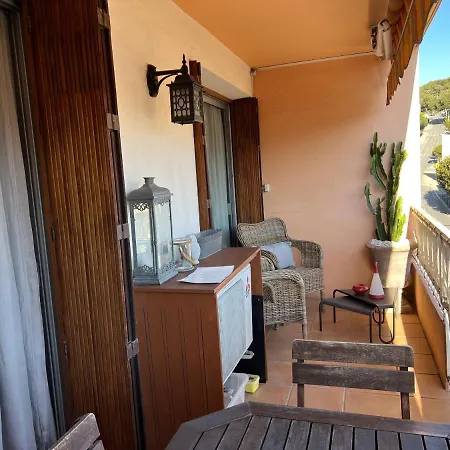 Magnifique A Cassis,parking,2 Pas Du Port Апартаменты