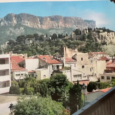 Magnifique A Cassis,parking,2 Pas Du Port Cassis