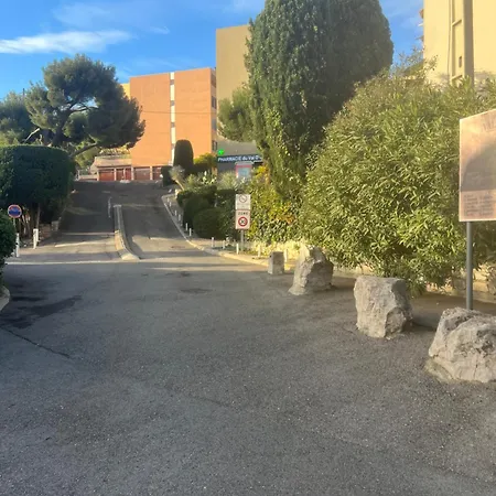 Magnifique A Cassis,parking,2 Pas Du Port Апартаменты *